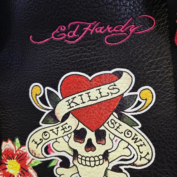 NEW Ed Hardy Black Floral Love Kills Slowly Skull Tattoo Tote With Bag Charm - Picture 6 of 7